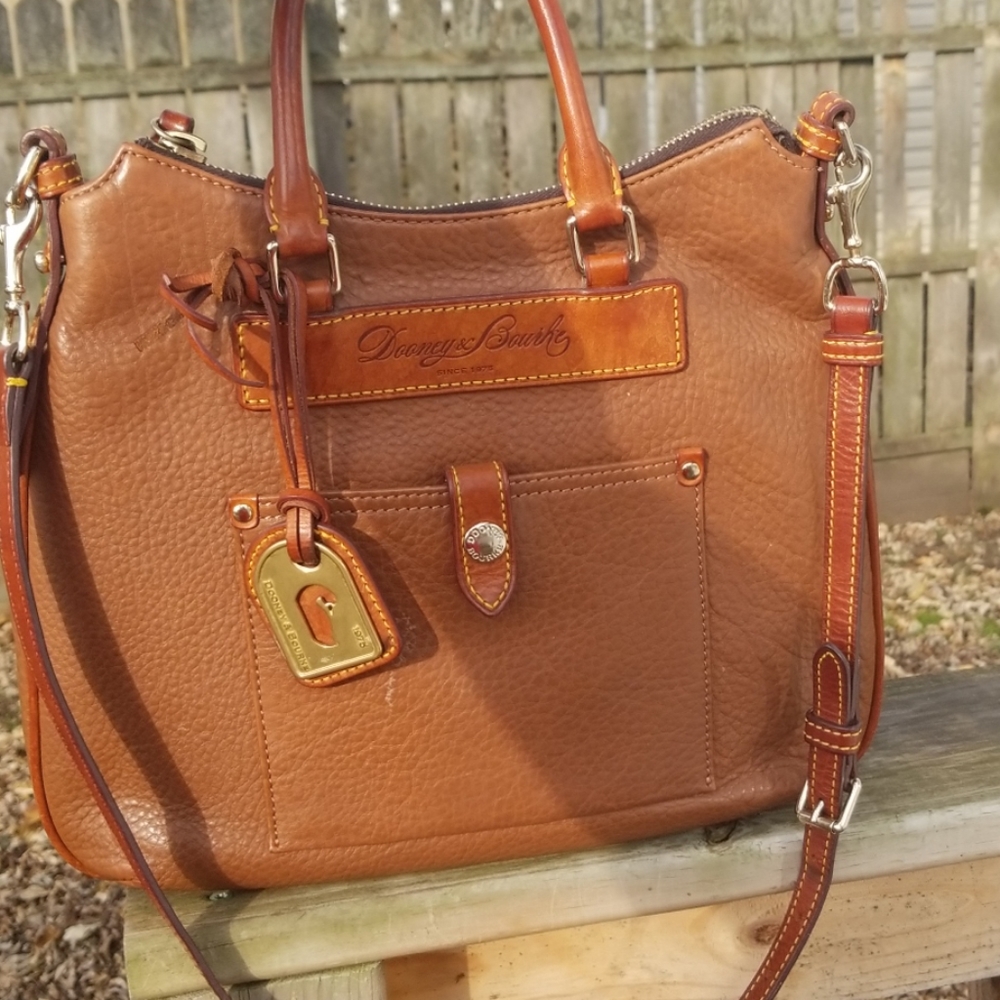 Dooney and Bourke teardrop crossbody